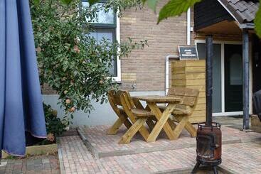 B&b Tulden Farmhouse