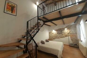 تختخواب و صبحانه Casa La Foradada