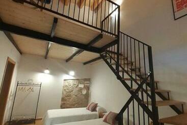 تختخواب و صبحانه Casa La Foradada