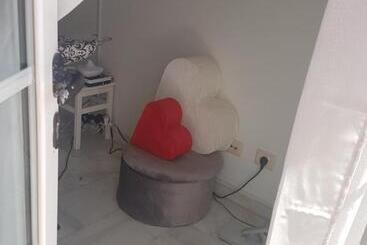 تختخواب و صبحانه La Casita Del Corazon