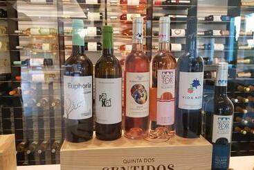 Casa Bela Moura, Boutique Hotel & Wine