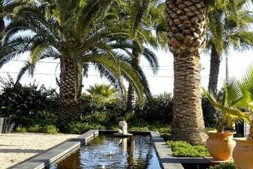 Casa Bela Moura, Boutique Hotel & Wine