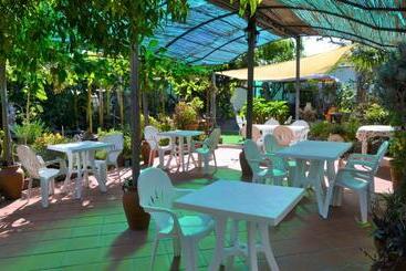هتل Agriturismo Terre Di Mare Bordighera