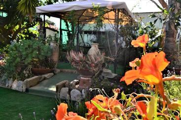 هتل Agriturismo Terre Di Mare Bordighera