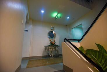هتل Ett Hometel
