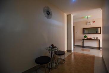 هتل Ett Hometel