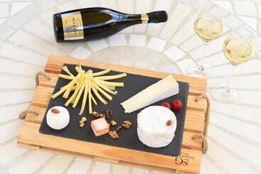 تختخواب و صبحانه Champagne Philippe Martin