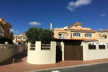 Las Rocas Golf And Sea
