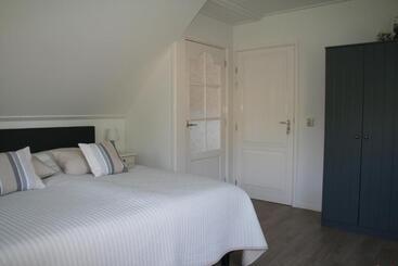 住宿加早餐  De Borg Vakantie Appartementen