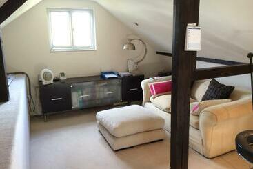 Castle Mill Bed And Breakfast Dorking