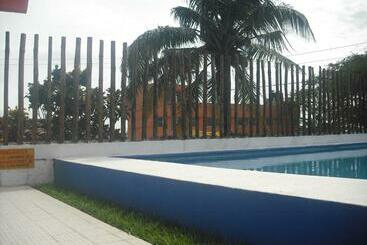 هتل Villas Del Rey
