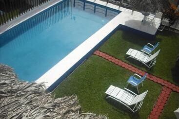 هتل Villas Del Rey