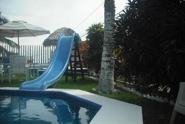 هتل Villas Del Rey