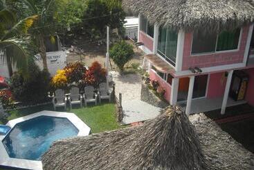 هتل Villas Del Rey