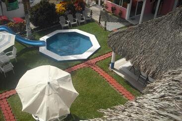 هتل Villas Del Rey