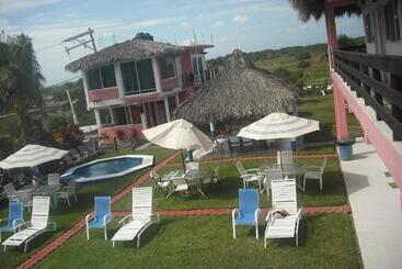 هتل Villas Del Rey