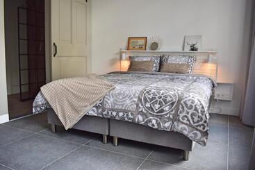 تختخواب و صبحانه In De Kloosterhof Gratis Privé Parkeren