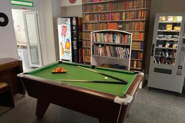 هاستل Backpackers Blackpool Hotel & Suites