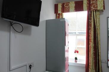 هاستل Backpackers Blackpool Hotel & Suites
