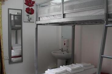 هاستل Backpackers Blackpool Hotel & Suites