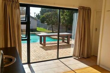פנסיון Blouberg Beach Retreat