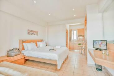 Anatoli Apartments