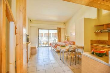 Anatoli Apartments
