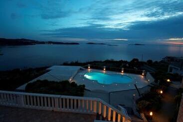 Apartments Marnic