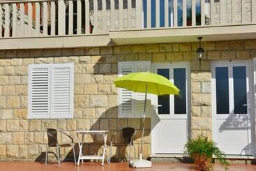 Apartments Miljas