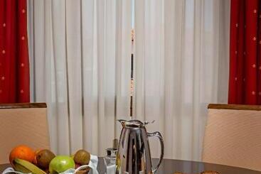 استراحتگاه Aristoteles Holiday Hotel And Spa