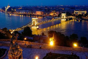 Buddha-Bar Hotel Budapest Klotild Palace