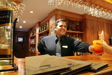 هتل Catedral Ski & Wellness