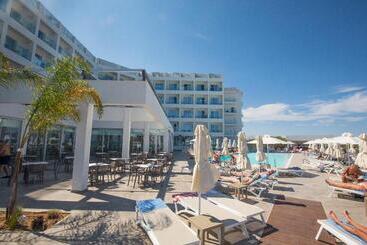 Evalena Beach
