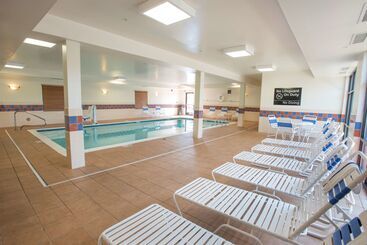Hampton Inn & Suites Dayton Airport