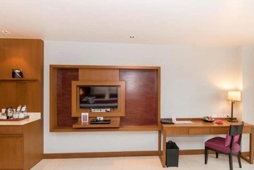 Ashlee Hub Hotel Patong