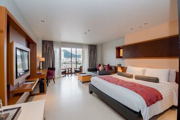 Ashlee Hub Hotel Patong