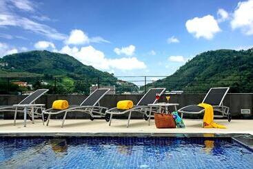 Ashlee Hub Hotel Patong