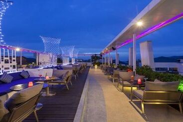 Ashlee Hub Hotel Patong