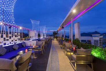 Ashlee Hub Hotel Patong