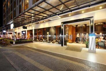 Ashlee Hub Hotel Patong