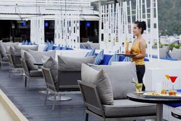 Ashlee Hub Hotel Patong