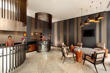 Ashlee Hub Hotel Patong