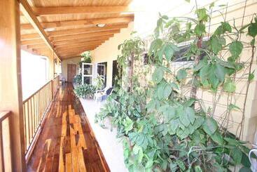 هتل Bellavista Suites By Villas Verdes   Samara Beach