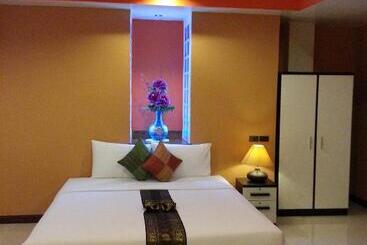 B.s. Court Hotel Sathorn