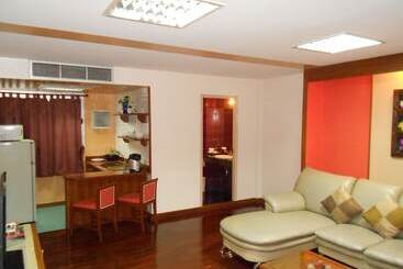 B.s. Court Hotel Sathorn