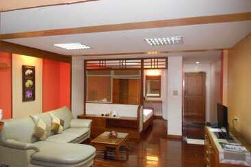 B.s. Court Hotel Sathorn