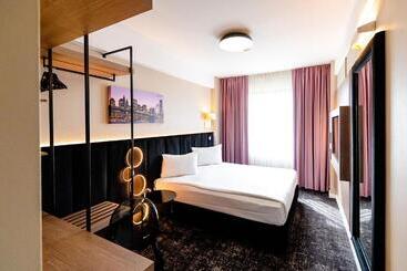 Business Hotel Conference Center & Spa