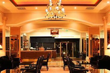 Cratos Premium Hotel Casino & Spa