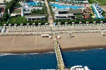 هتل Delphin Imperial Lara