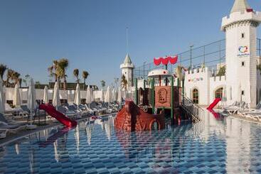 هتل Delphin Imperial Lara